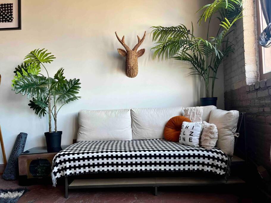 דטרויט 420 Friendly Boho Loft Downtown King Suite Free Parking מראה חיצוני תמונה